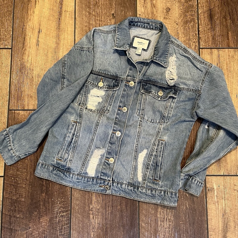 Forever 21 Jacket Adult S Denim Jean Trucker Distressed Light Wash Womens